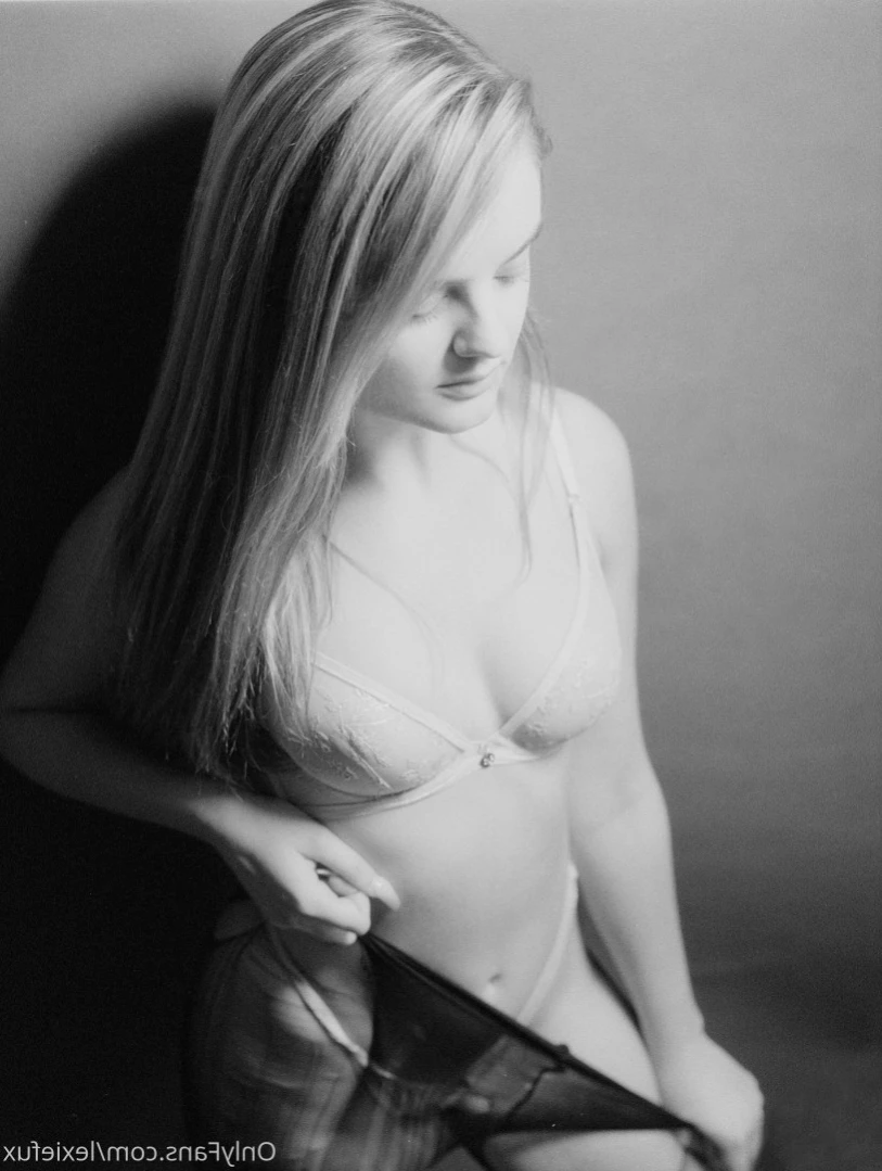 lex(@_@)/ [ lexiefux ] Onlyfans leaked photo 11342006 on Hotleaks.tv