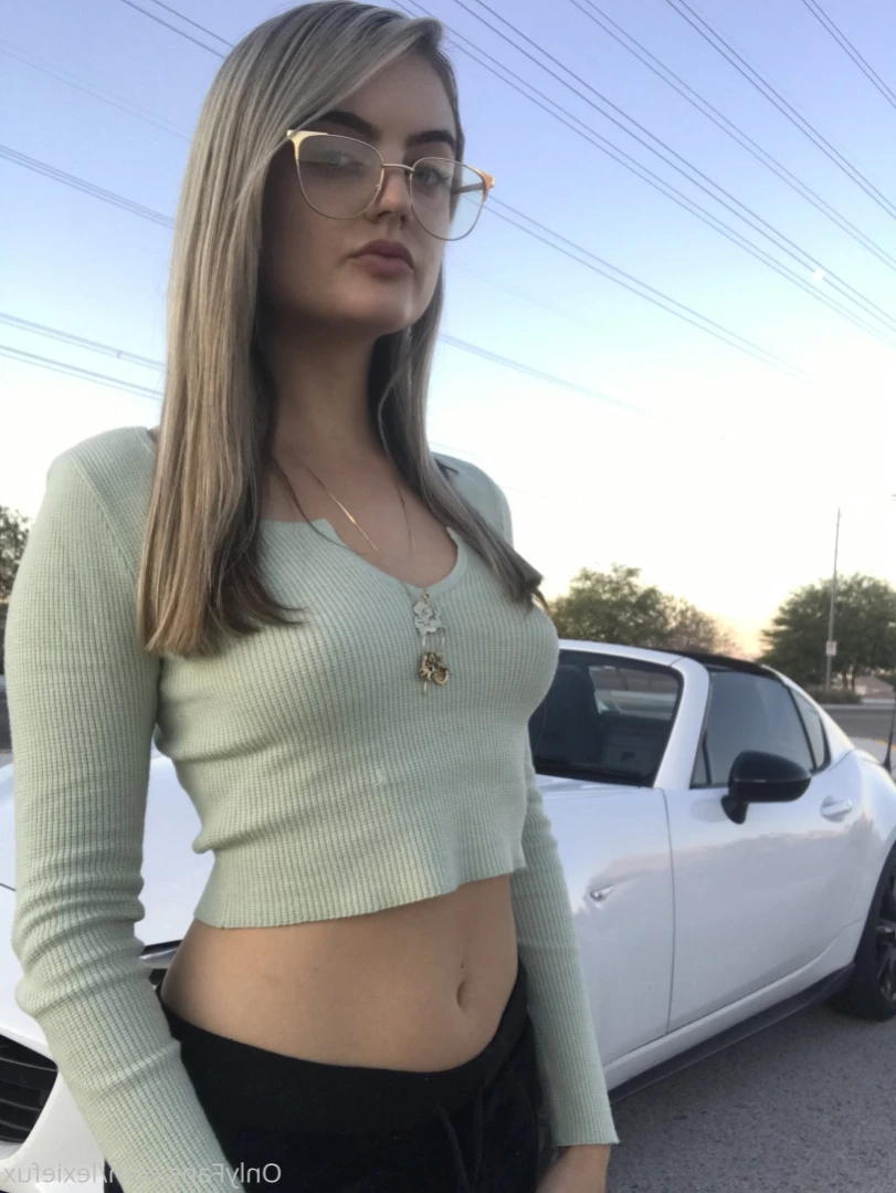 lex(@_@)/ [ lexiefux ] Onlyfans leaked photo 14272858 on Hotleaks.tv