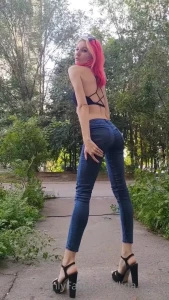 10332957