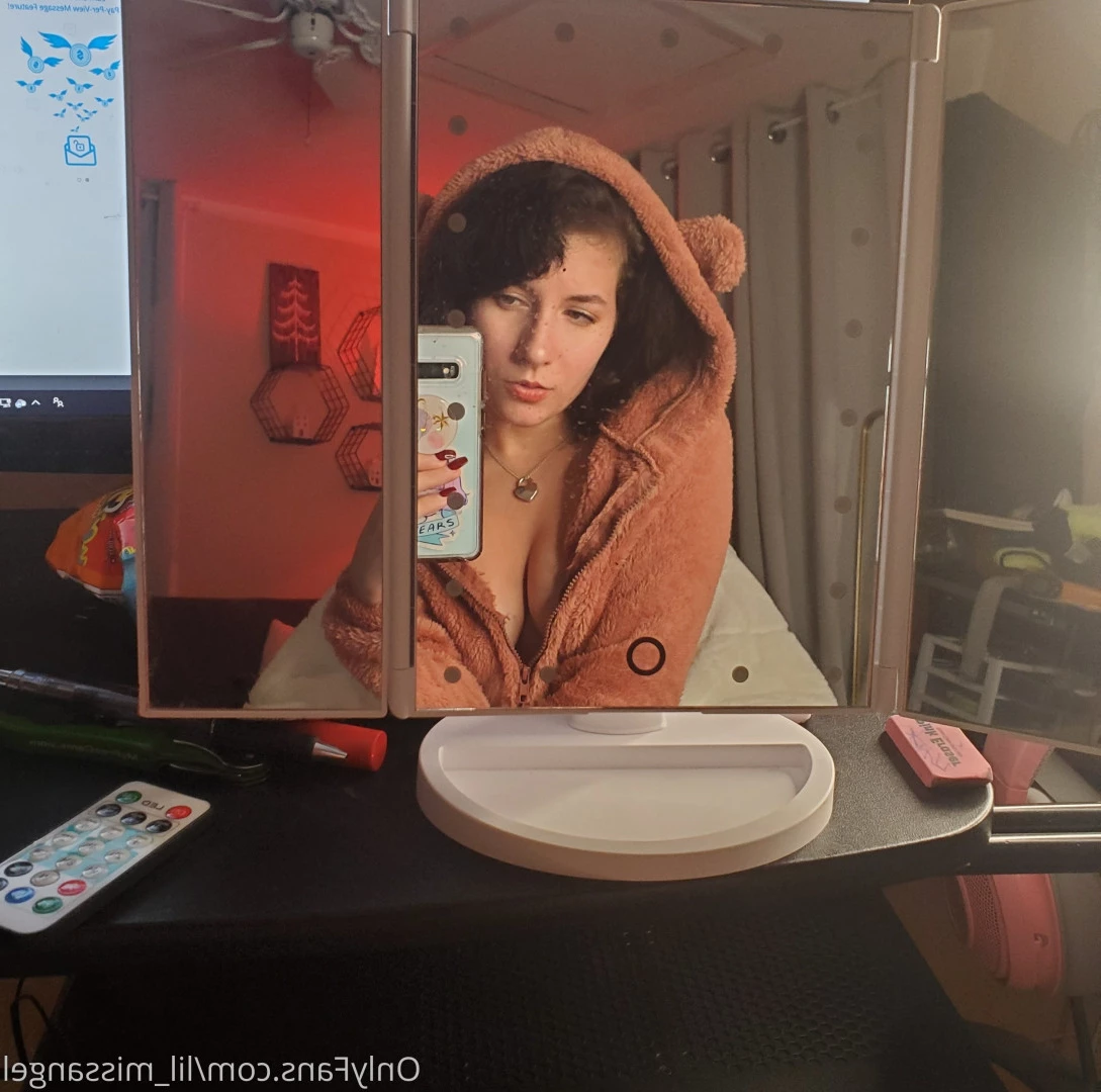 🍑 Cutie With A Booty™ 🍑 [ lil_missangel ] Onlyfans leaked photo 8352986 on Hotleaks.tv