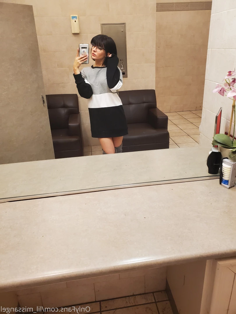 🍑 Cutie With A Booty™ 🍑 [ lil_missangel ] Onlyfans leaked photo 8357160 on Hotleaks.tv