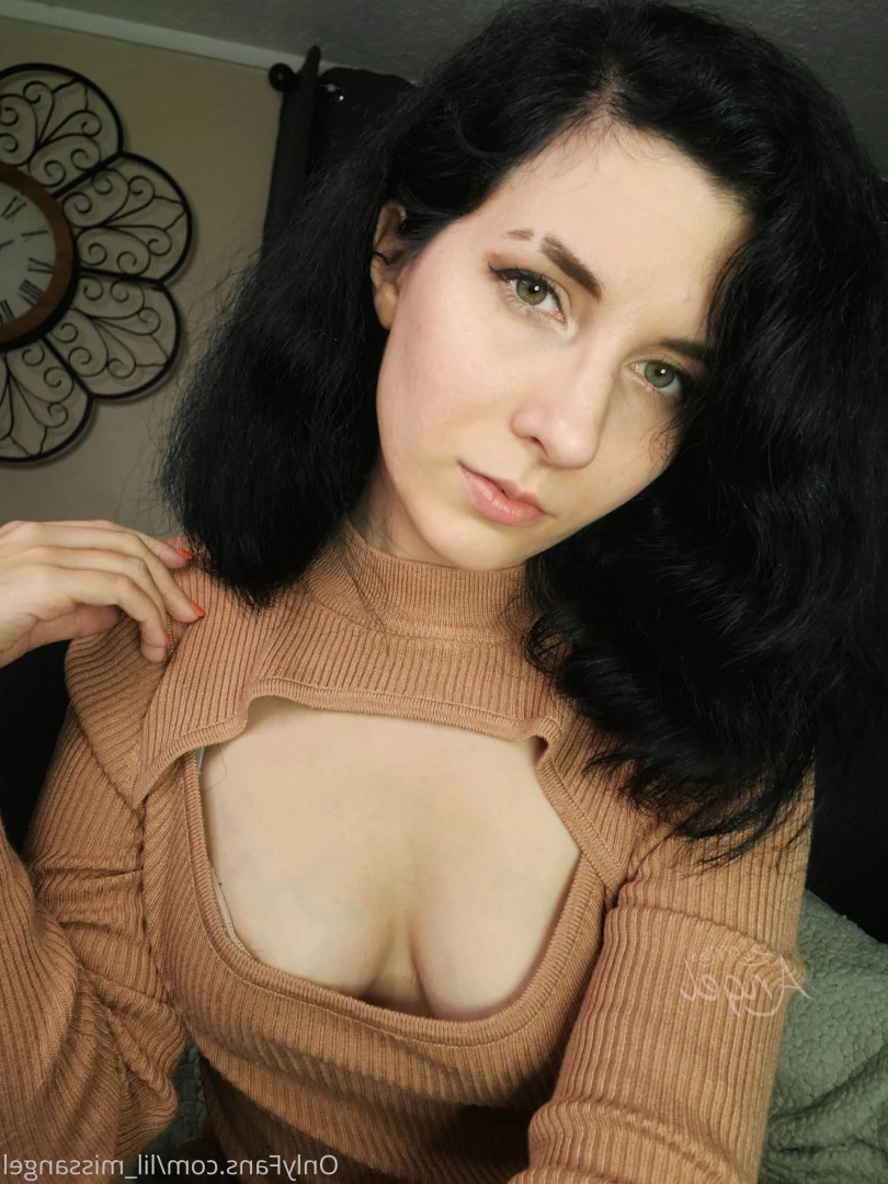 🍑 Cutie With A Booty™ 🍑 [ lil_missangel ] Onlyfans leaked photo 8359073 on Hotleaks.tv