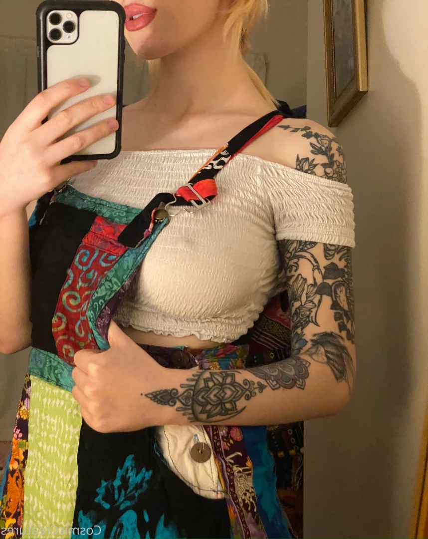 lilc0smic Onlyfans leaked photo 8527385 on Hotleaks.tv
