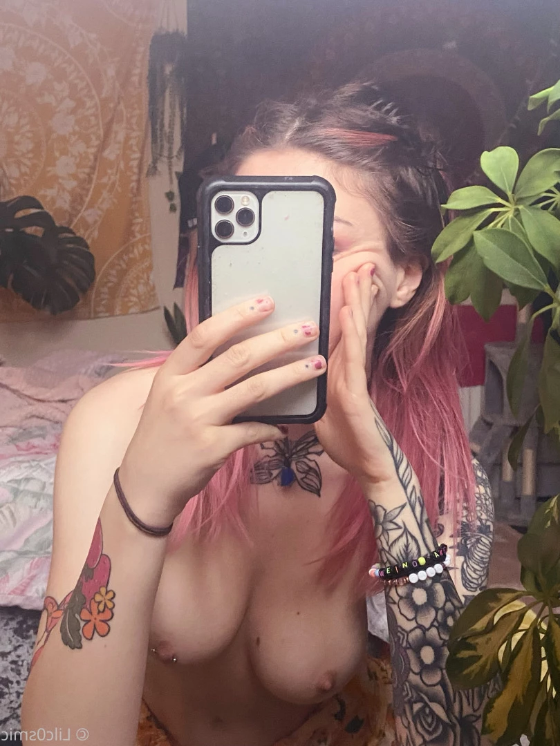 lilc0smic Onlyfans leaked photo 8535881 on Hotleaks.tv