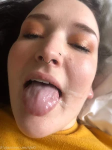 16320280