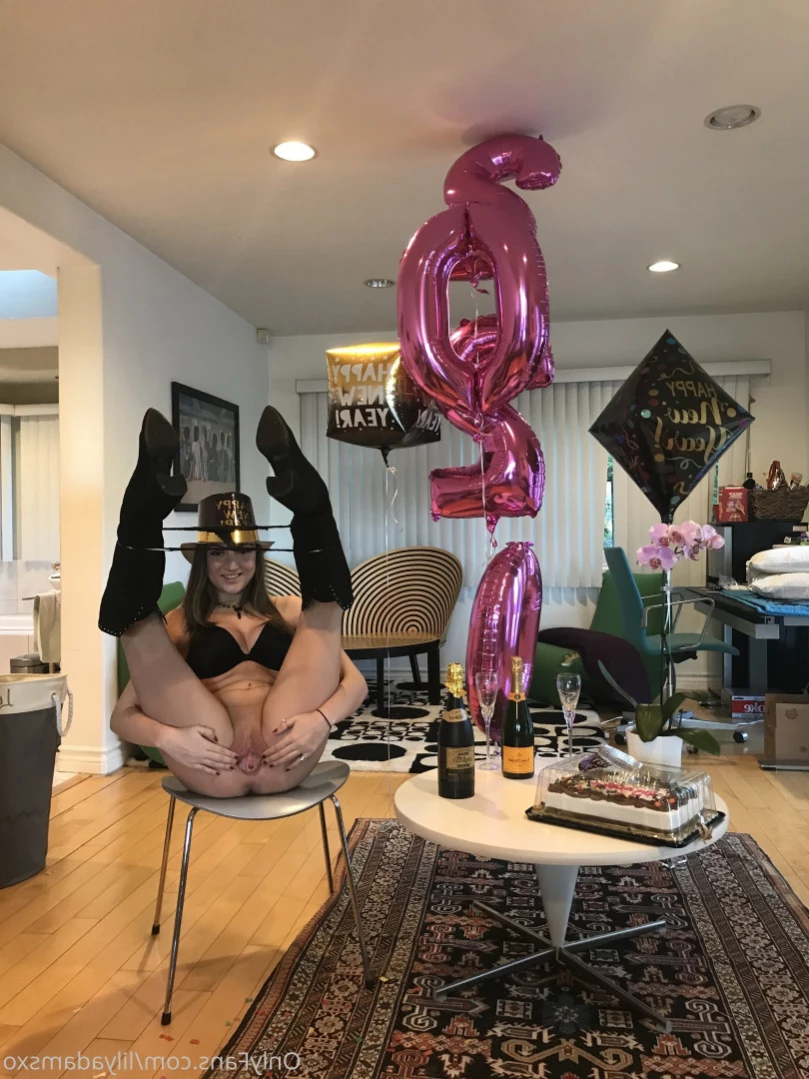 Lily Adams [ lilyadamsxo ] Onlyfans leaked photo 11582318 on Hotleaks.tv