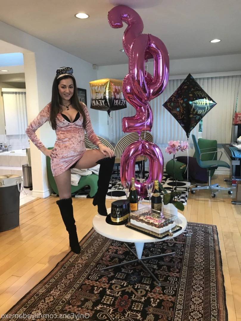 Lily Adams [ lilyadamsxo ] Onlyfans leaked photo 11582359 on Hotleaks.tv
