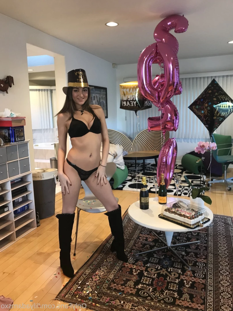 Lily Adams [ lilyadamsxo ] Onlyfans leaked photo 11583043 on Hotleaks.tv