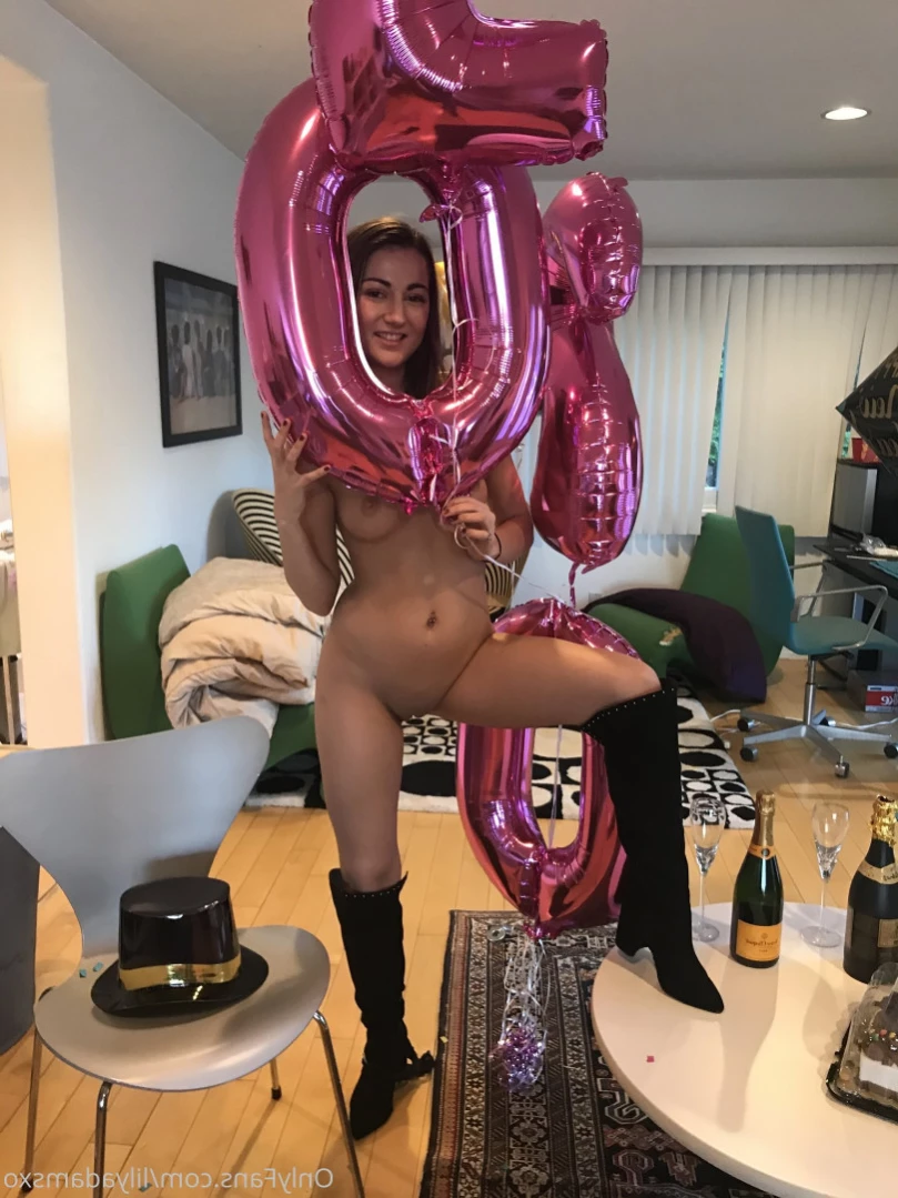 Lily Adams [ lilyadamsxo ] Onlyfans leaked photo 11583127 on Hotleaks.tv