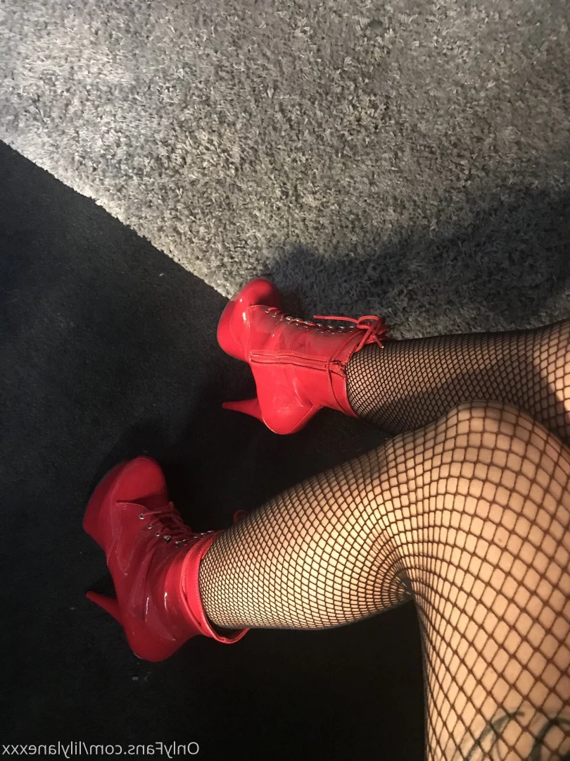 Lily Lane [ lilylanexxx ] Onlyfans leaked photo 16939727 on Hotleaks.tv