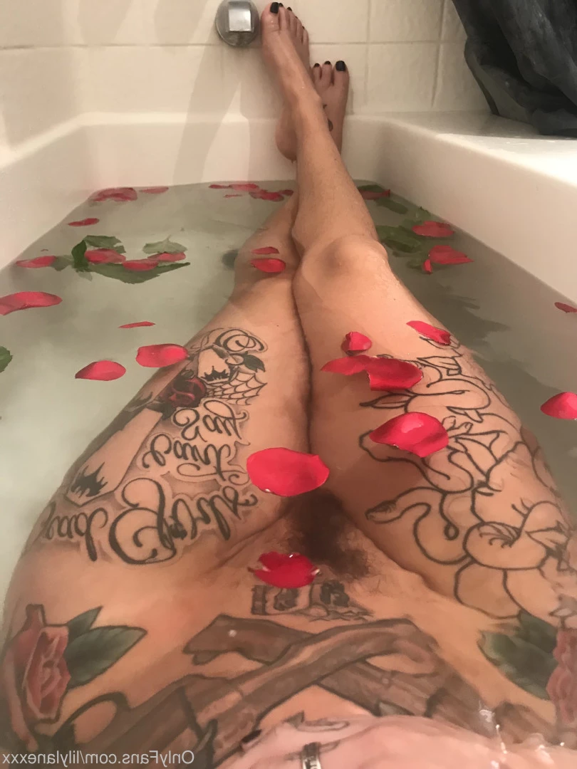 Lily Lane [ lilylanexxx ] Onlyfans leaked photo 16939843 on Hotleaks.tv