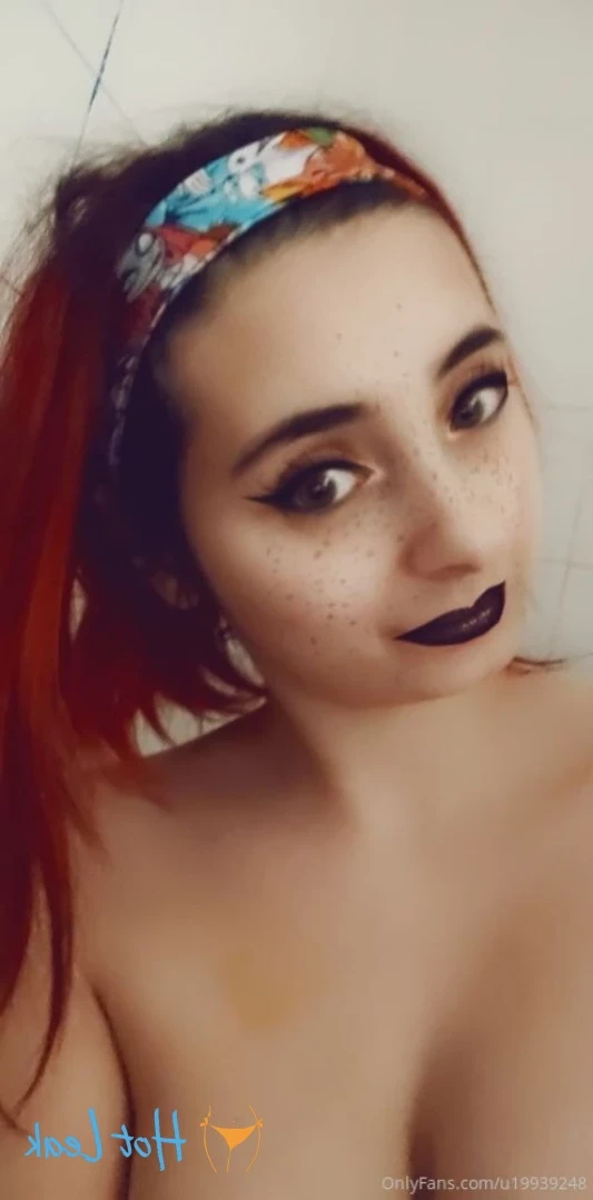 littlebrat92 Onlyfans leaked photo 12606434 on Hotleaks.tv