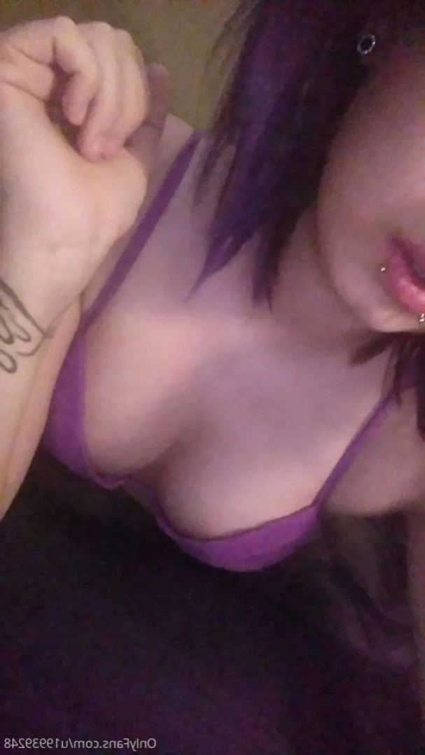 littlebrat92 Onlyfans leaked photo 14354859 on Hotleaks.tv