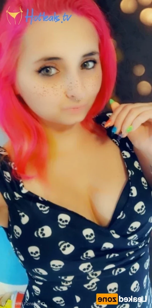 littlebrat92 Onlyfans leaked photo 15832045 on Hotleaks.tv