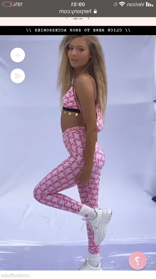 Buffbabeee [ littlebuffbabe ] Onlyfans leaked photo 10219918 on Hotleaks.tv