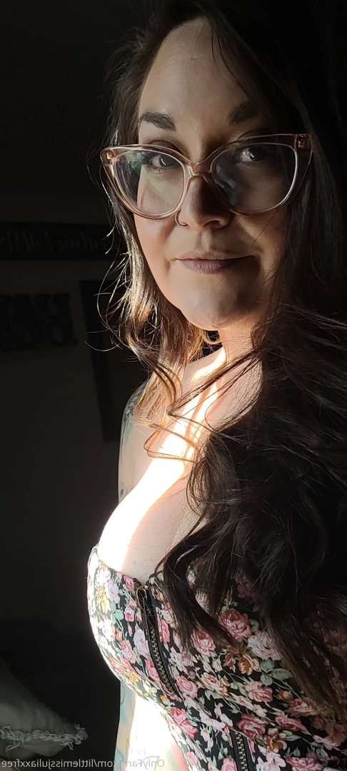 Little Miss JuliaXX [ littlemissjuliaxxfree ] Onlyfans leaked photo 10070191 on Hotleaks.tv