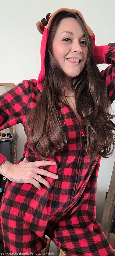 Little Miss JuliaXX [ littlemissjuliaxxfree ] Onlyfans leaked photo 10070220 on Hotleaks.tv