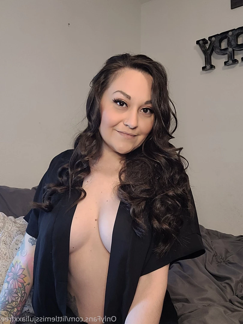 Little Miss JuliaXX [ littlemissjuliaxxfree ] Onlyfans leaked photo 10070339 on Hotleaks.tv