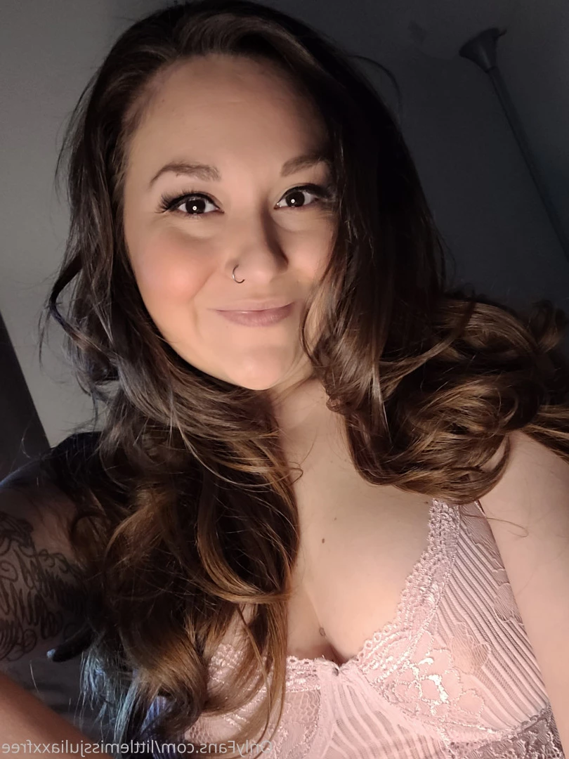 Little Miss JuliaXX [ littlemissjuliaxxfree ] Onlyfans leaked photo 10070517 on Hotleaks.tv