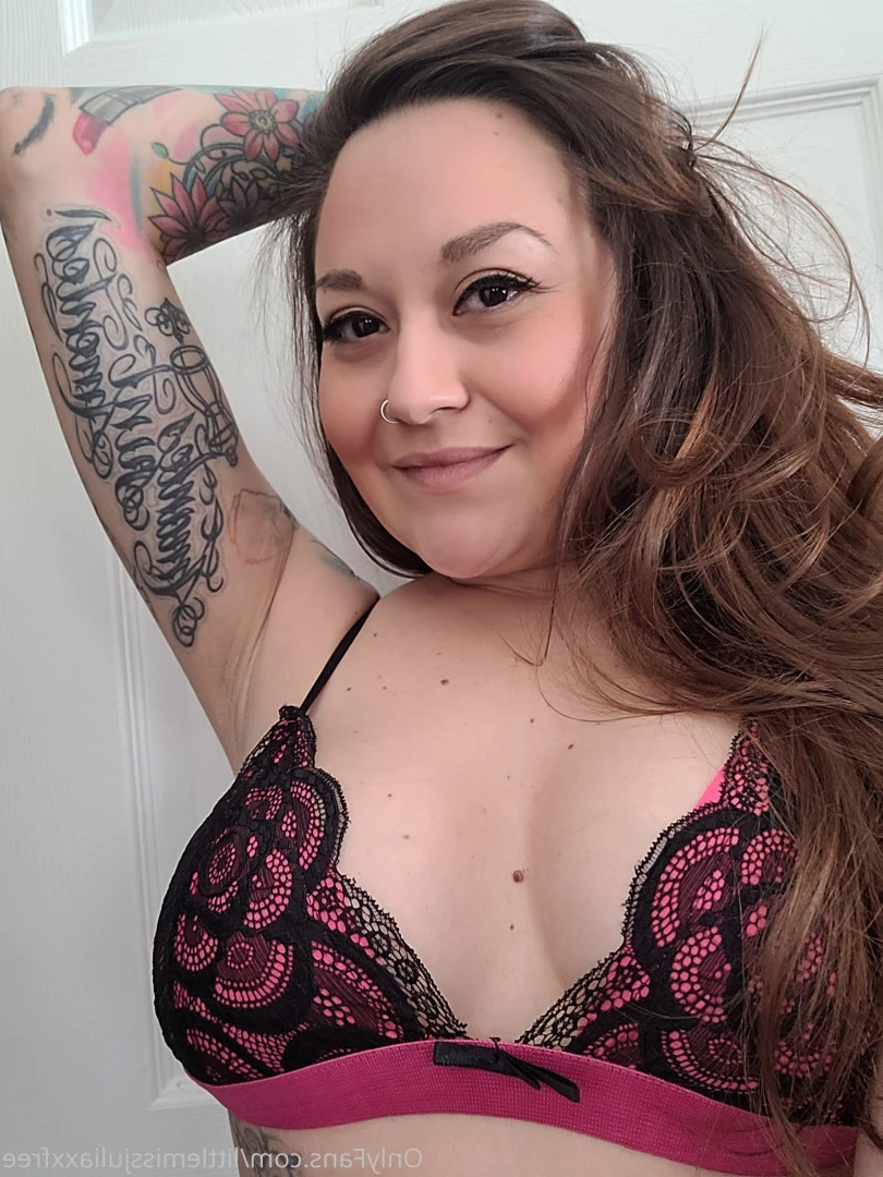Little Miss JuliaXX [ littlemissjuliaxxfree ] Onlyfans leaked photo 10071305 on Hotleaks.tv