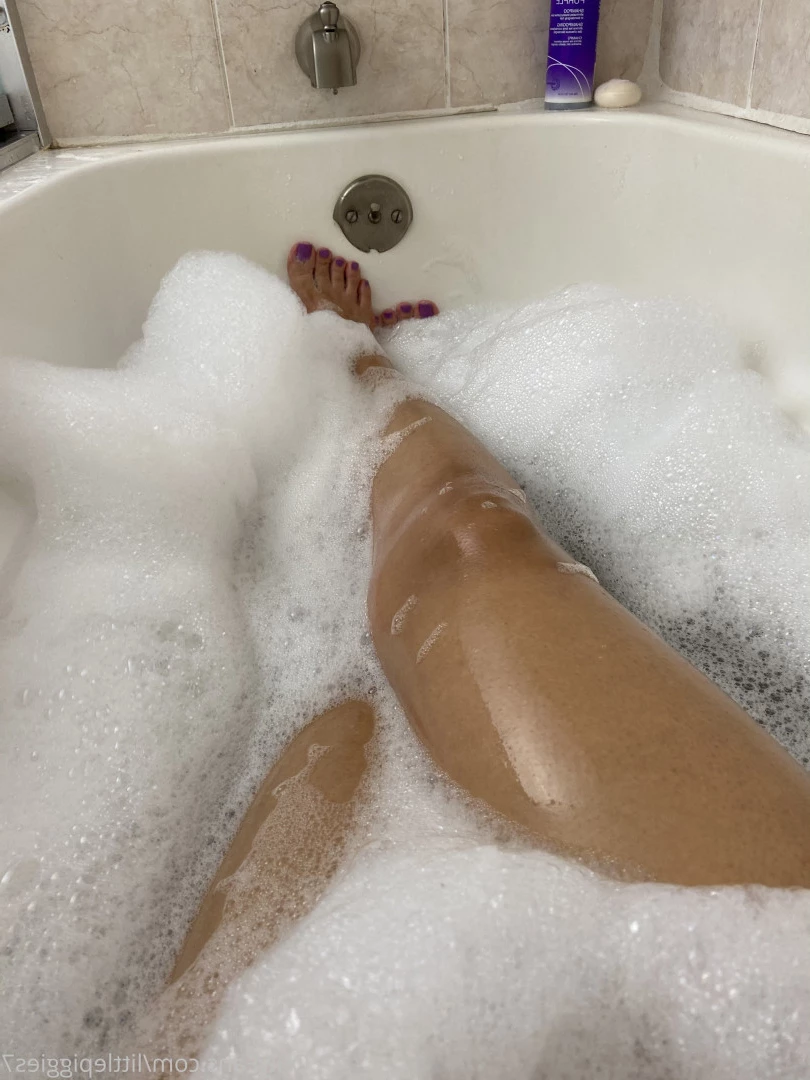 Jenny Sanchez [ littlepiggies7 ] Onlyfans leaked photo 8465251 on Hotleaks.tv