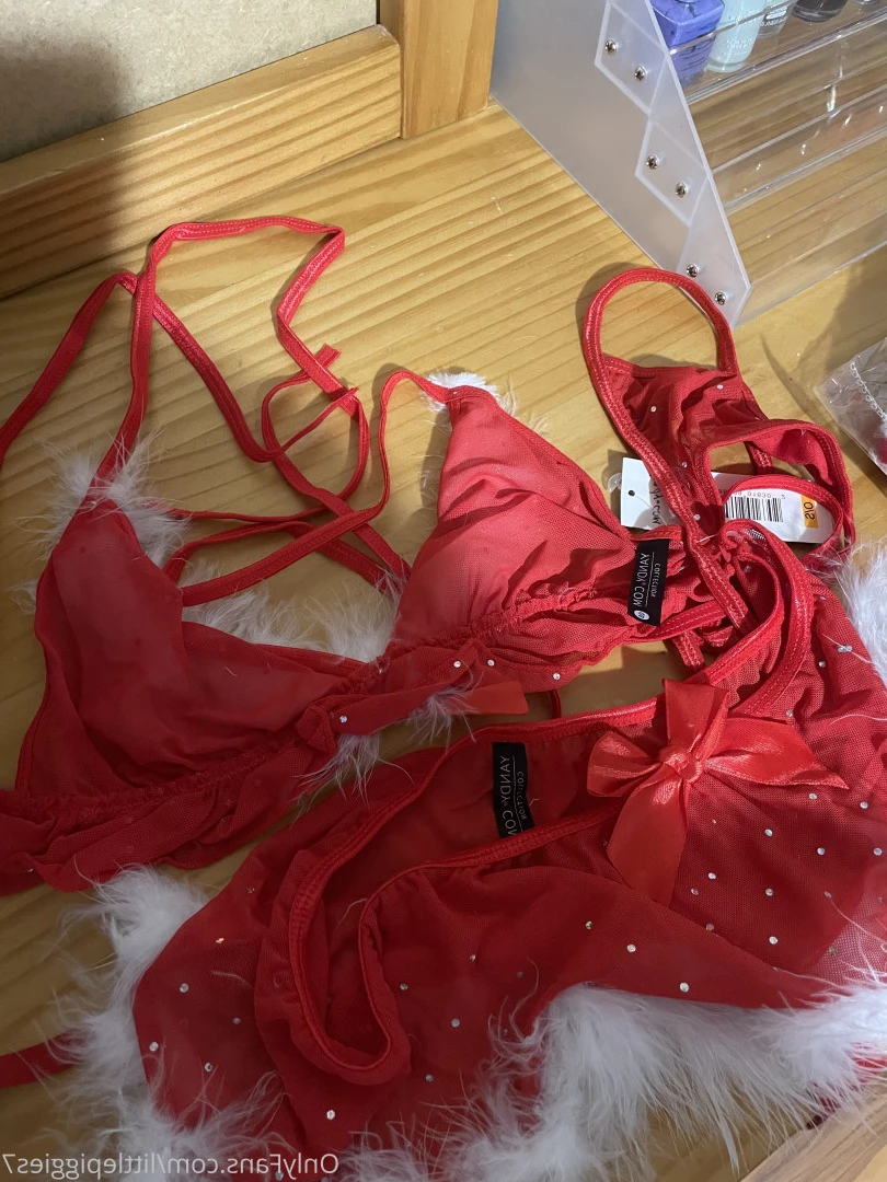 Jenny Sanchez [ littlepiggies7 ] Onlyfans leaked photo 8490310 on Hotleaks.tv