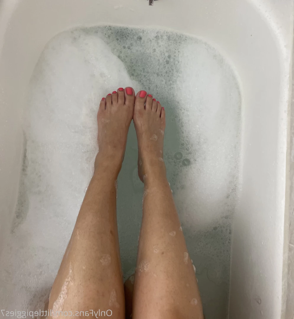 Jenny Sanchez [ littlepiggies7 ] Onlyfans leaked photo 8497758 on Hotleaks.tv
