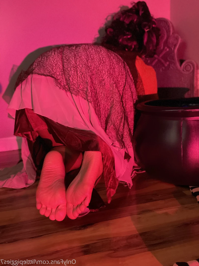 Jenny Sanchez [ littlepiggies7 ] Onlyfans leaked photo 8531527 on Hotleaks.tv