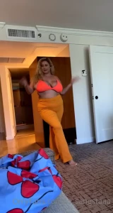 Lo Sangstaaa [ lo_sangstaaa ] Onlyfans leaked video 10309038 on Hotleaks.tv