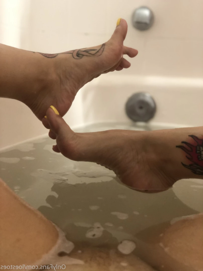 Bratty Loe 👑 [ loestoes ] Onlyfans leaked photo 11577819 on Hotleaks.tv