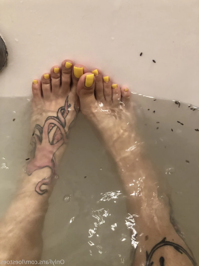Bratty Loe 👑 [ loestoes ] Onlyfans leaked photo 13288509 on Hotleaks.tv