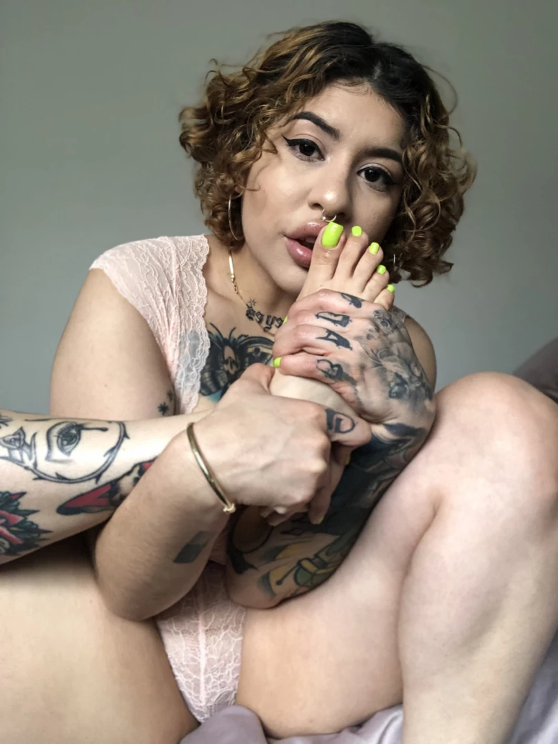 Bratty Loe 👑 [ loestoes ] Onlyfans leaked photo 13345650 on Hotleaks.tv