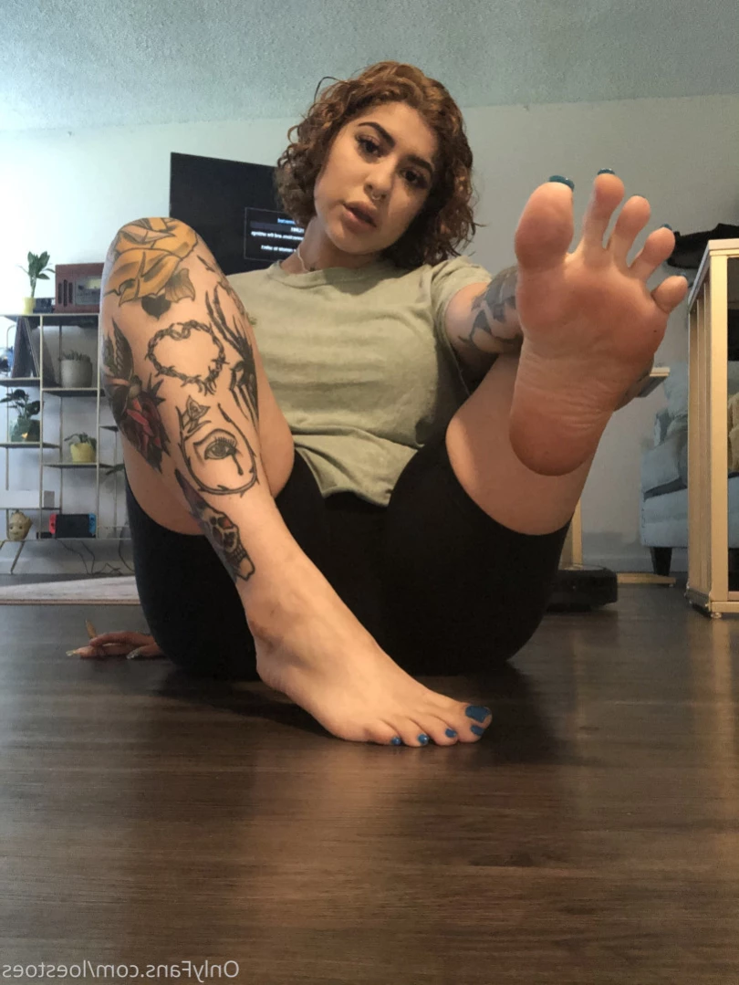 Bratty Loe 👑 [ loestoes ] Onlyfans leaked photo 13559813 on Hotleaks.tv