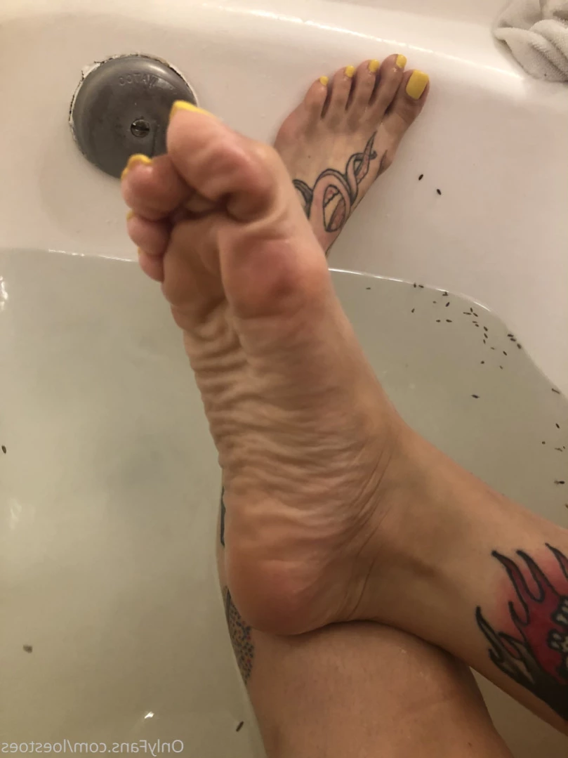 Bratty Loe 👑 [ loestoes ] Onlyfans leaked photo 14041622 on Hotleaks.tv