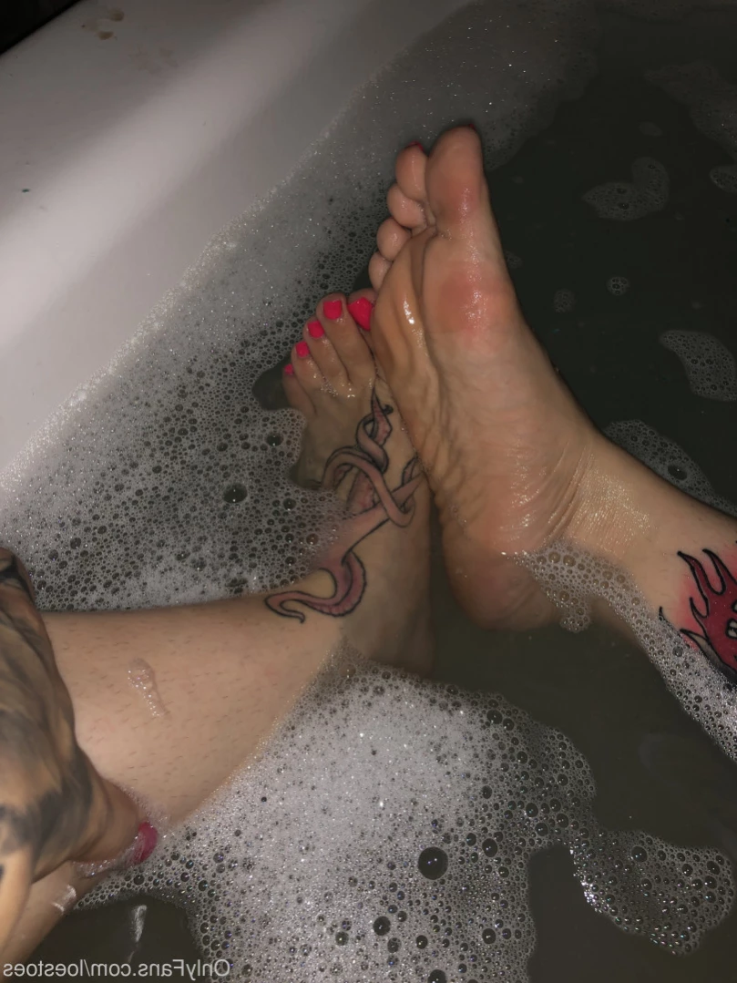 Bratty Loe 👑 [ loestoes ] Onlyfans leaked photo 15271472 on Hotleaks.tv