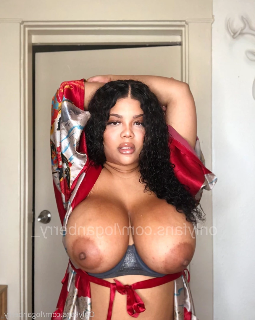 the big tit witch [ loganberry_ ] Onlyfans leaked photo 8520615 on Hotleaks.tv