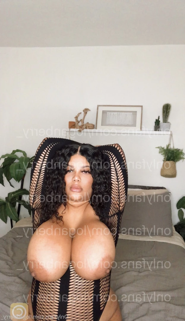 the big tit witch [ loganberry_ ] Onlyfans leaked photo 8525926 on Hotleaks.tv