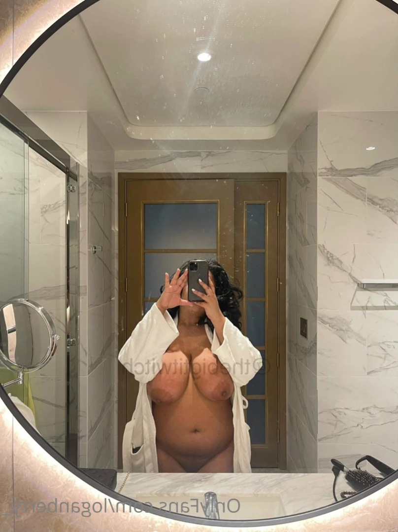 the big tit witch [ loganberry_ ] Onlyfans leaked photo 10881107 on Hotleaks.tv