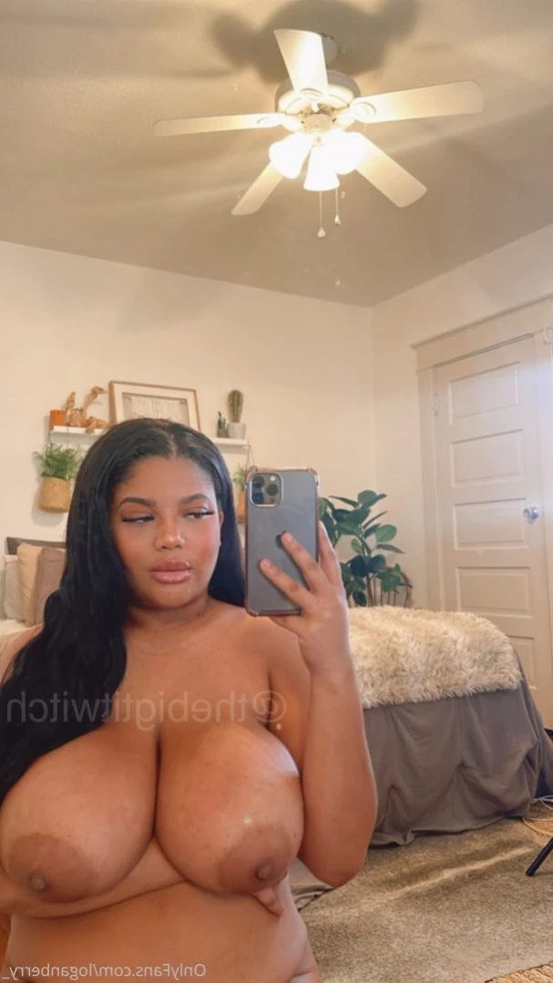 the big tit witch [ loganberry_ ] Onlyfans leaked photo 11345244 on Hotleaks.tv