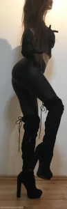 8430608
