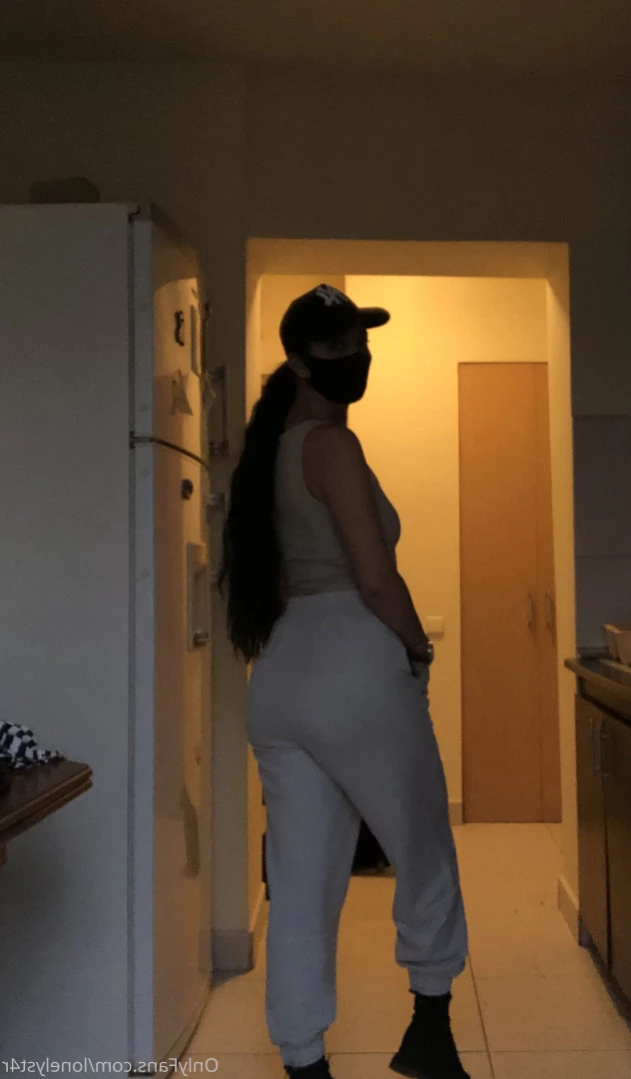 lonelyst4r Onlyfans leaked photo 11547033 on Hotleaks.tv