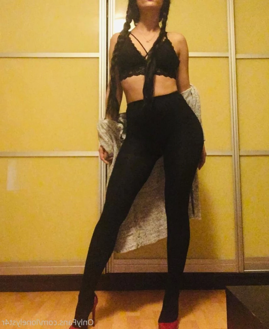 lonelyst4r Onlyfans leaked photo 11547064 on Hotleaks.tv