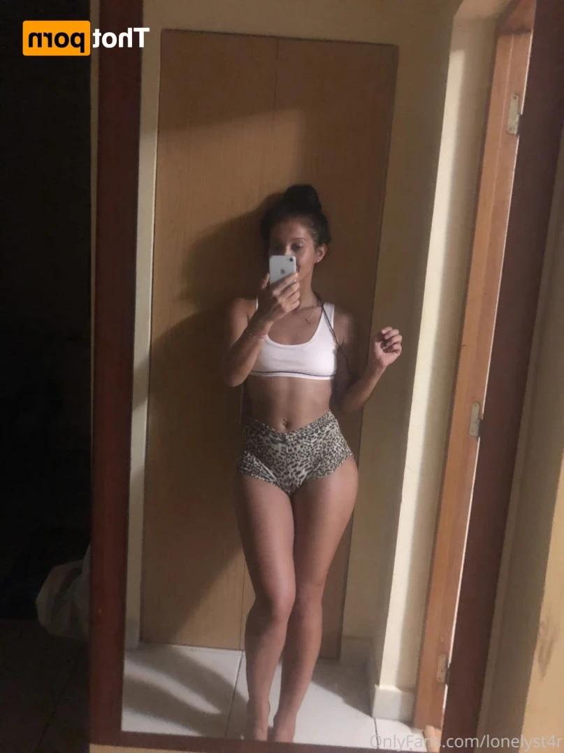 lonelyst4r Onlyfans leaked photo 12035365 on Hotleaks.tv