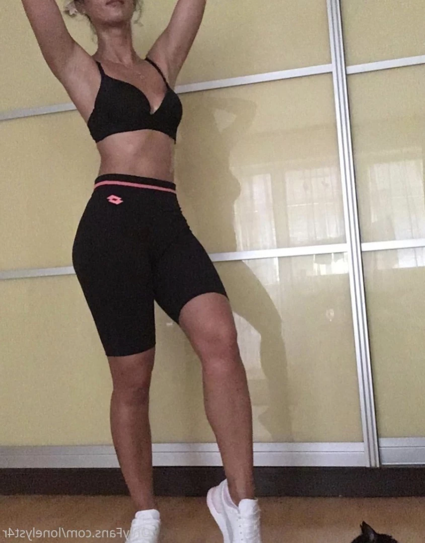 lonelyst4r Onlyfans leaked photo 12535382 on Hotleaks.tv