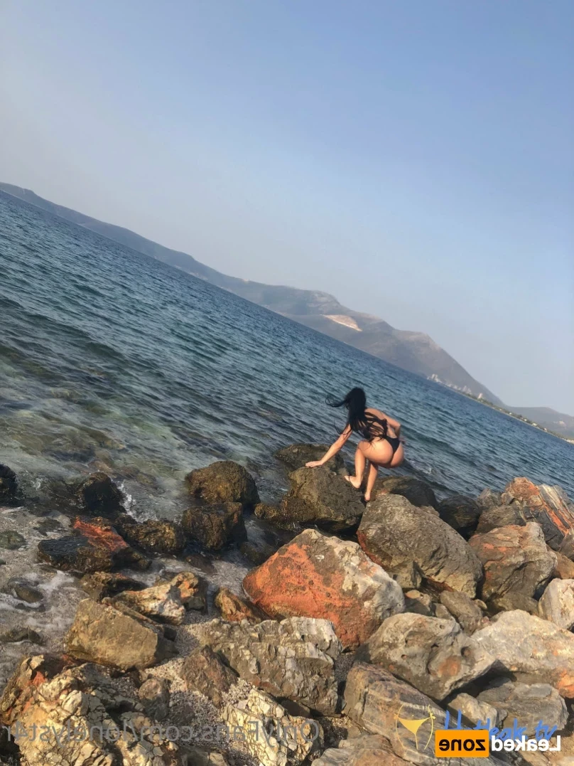 lonelyst4r Onlyfans leaked photo 16484145 on Hotleaks.tv