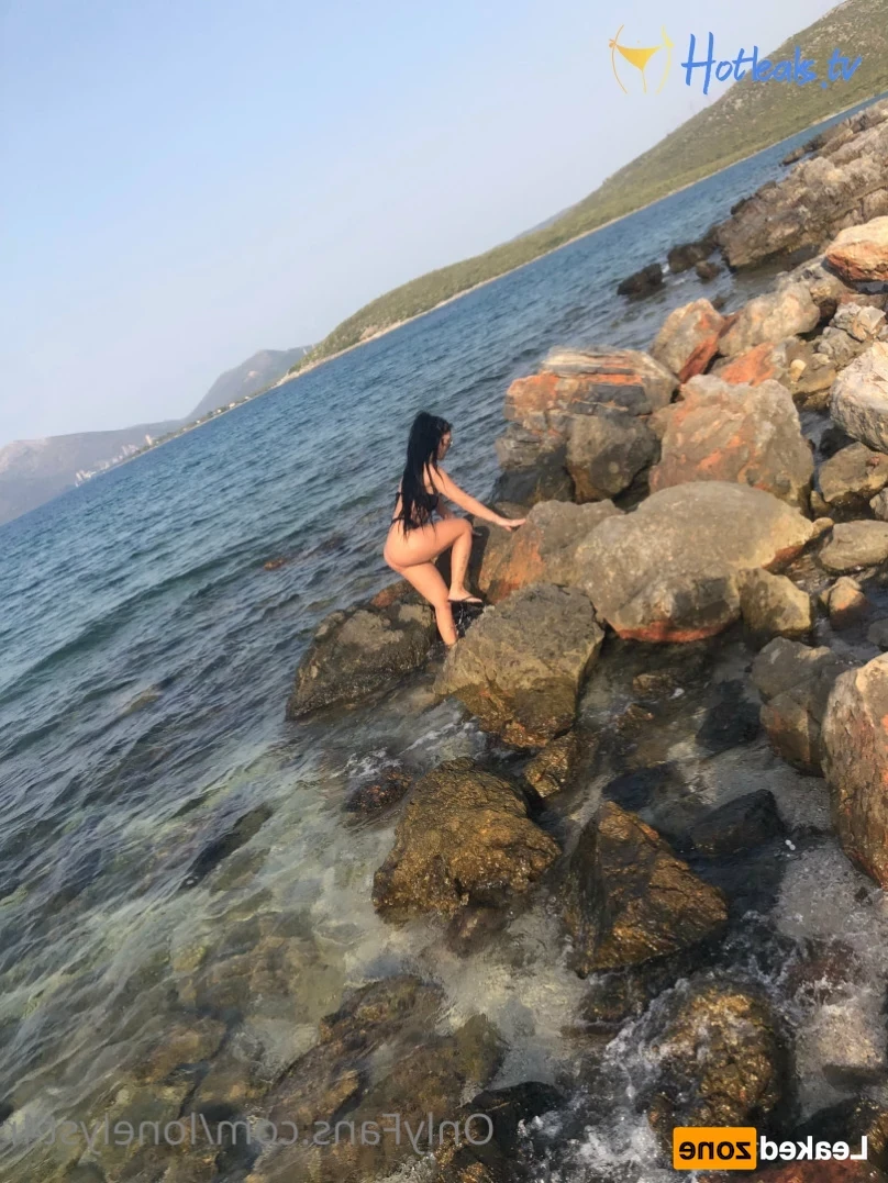 lonelyst4r Onlyfans leaked photo 16486035 on Hotleaks.tv