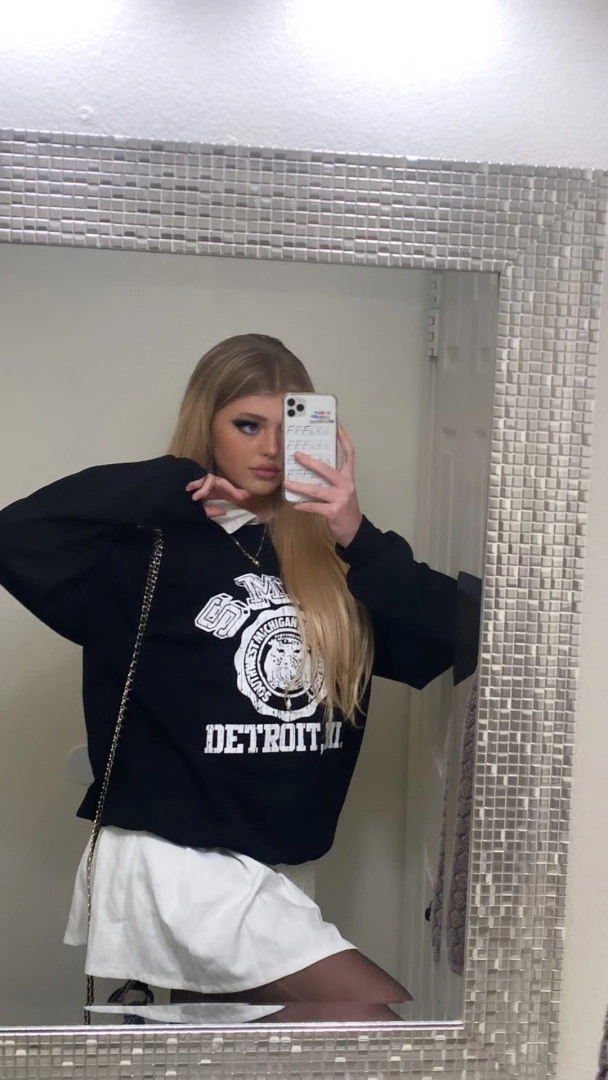 lorengray Onlyfans leaked photo 8582384 on Hotleaks.tv