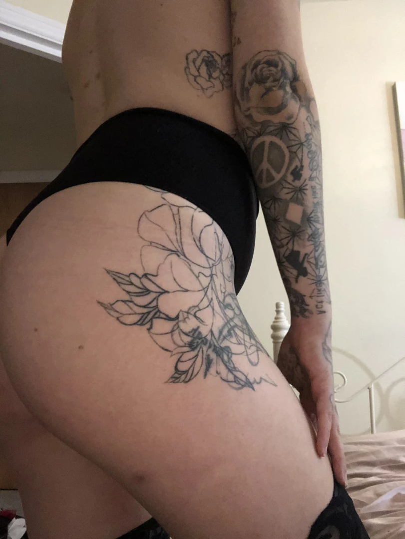 Lottie Harley [ lottieharley ] Onlyfans leaked photo 8353548 on Hotleaks.tv