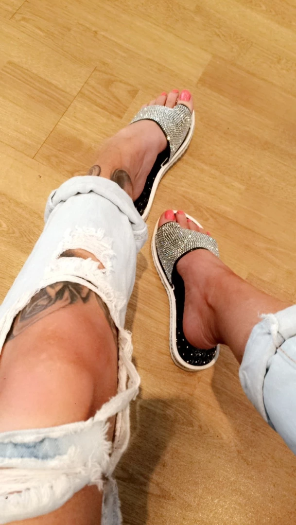 Lottie Harley [ lottieharley ] Onlyfans leaked photo 8353884 on Hotleaks.tv
