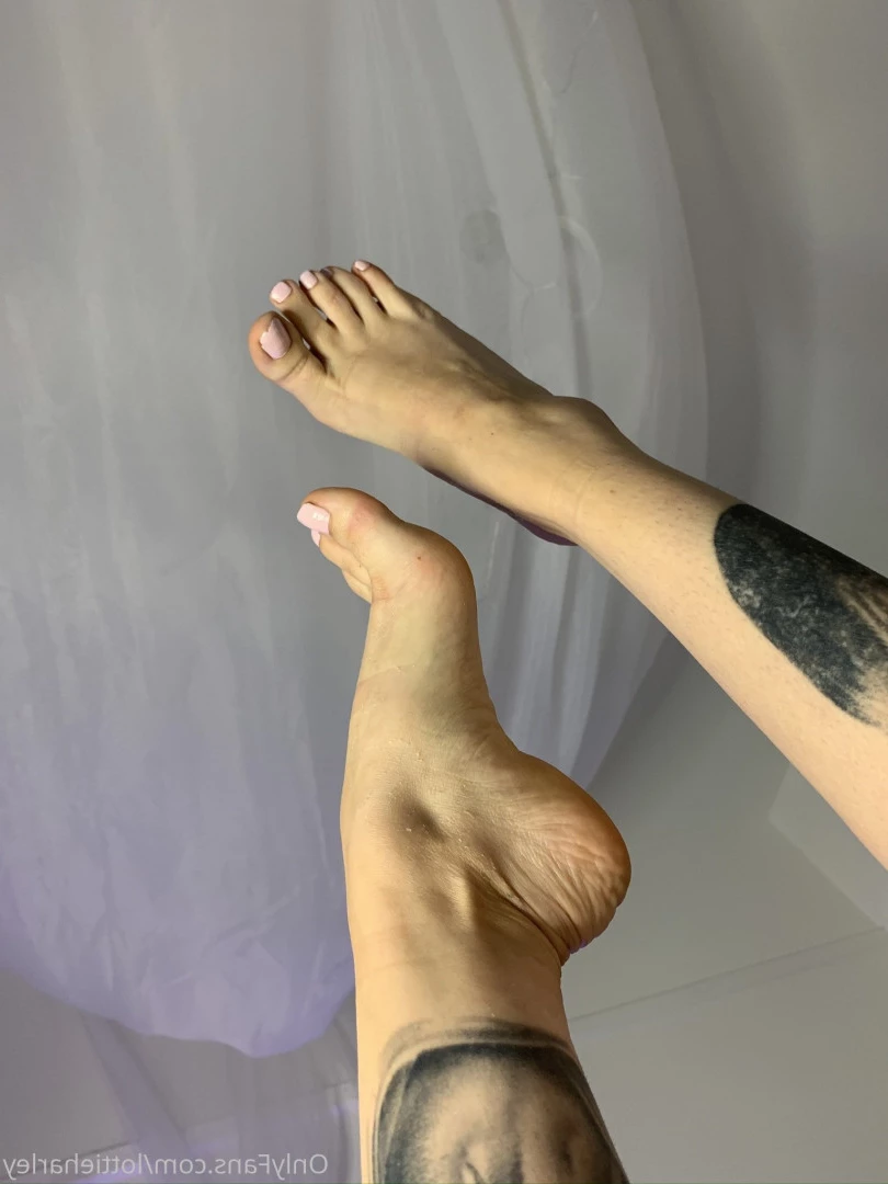 Lottie Harley [ lottieharley ] Onlyfans leaked photo 8357890 on Hotleaks.tv